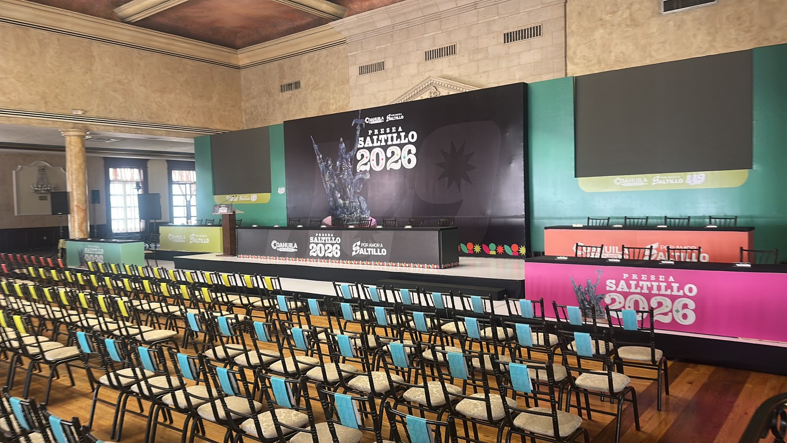 Salón montado para convención, Casino de Saltillo